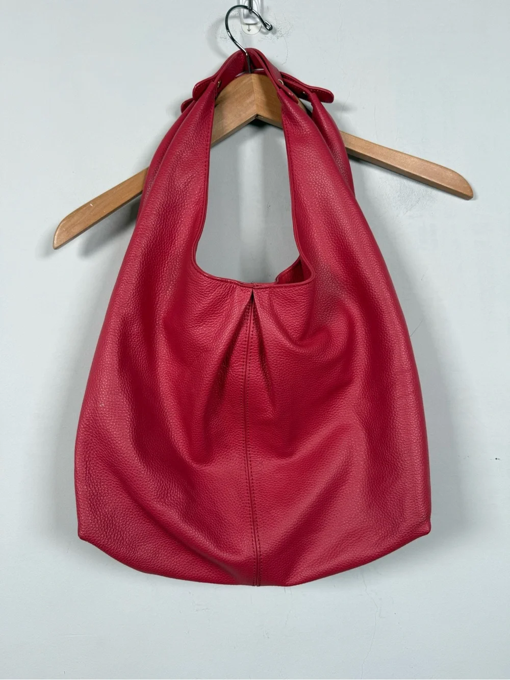 Lagging Hot Pink Leather Hobo Shoulder Bag, 100% Leather, Great Condition